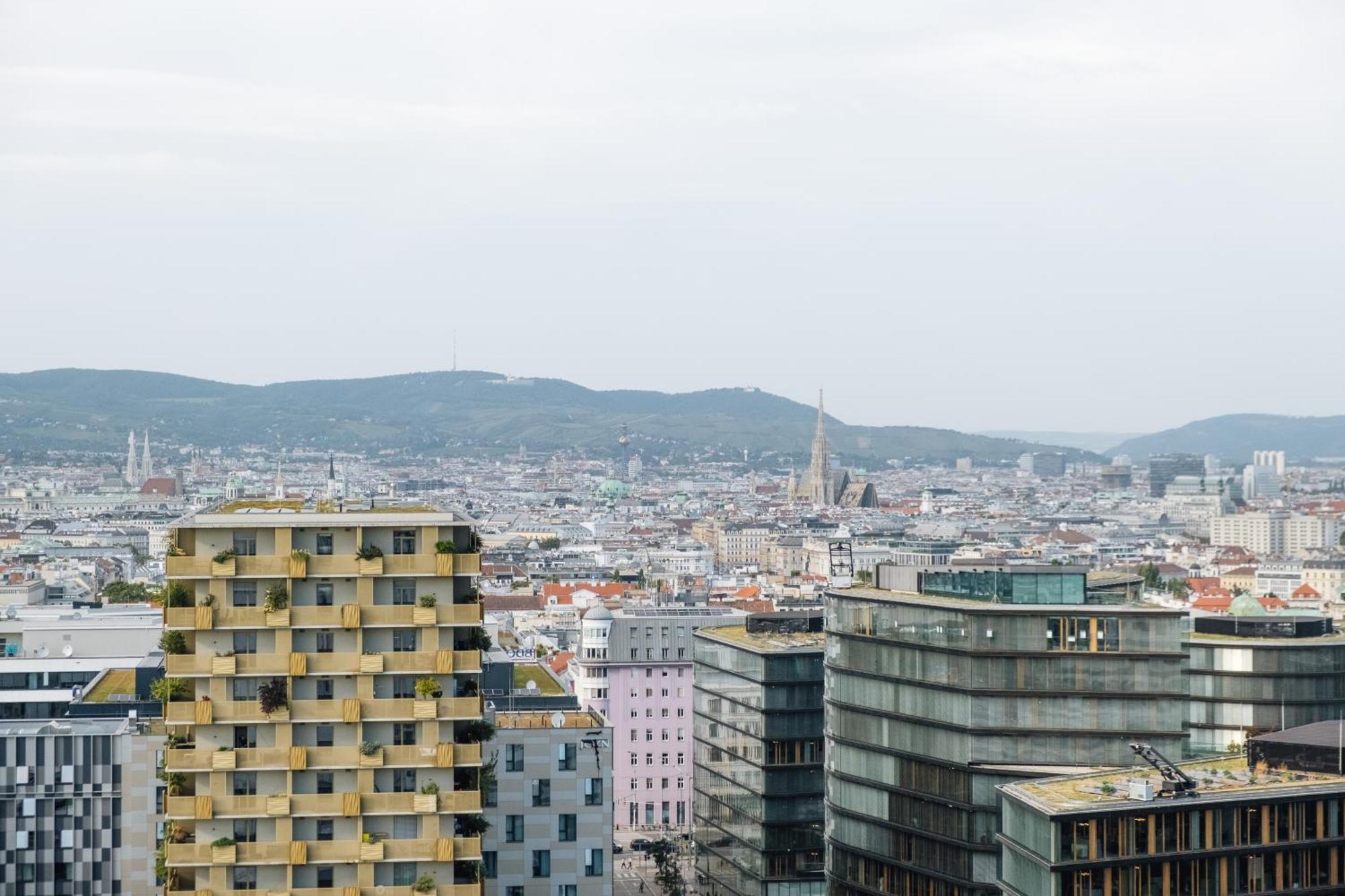 Decorous Cozy City View Suite Wien Eksteriør billede